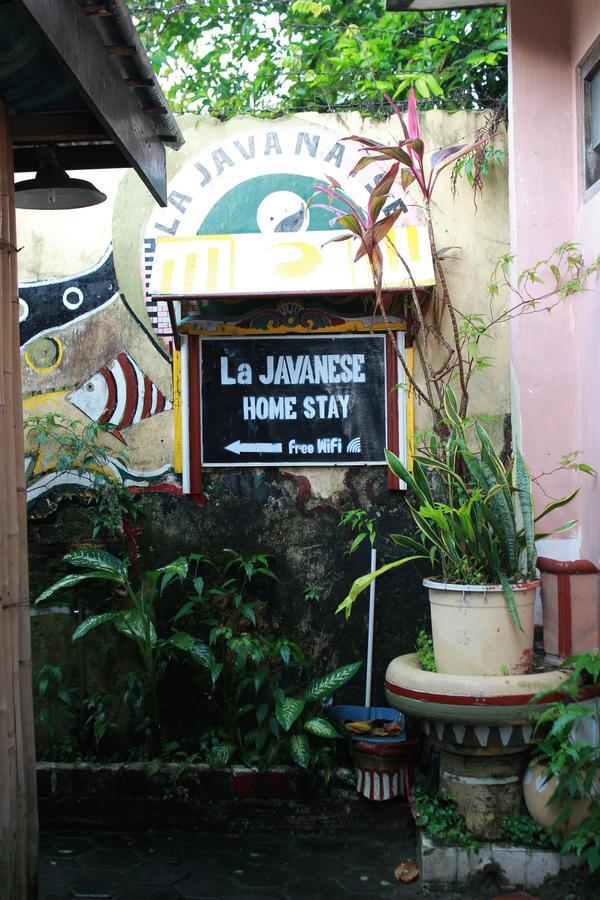 La Javanaise Home Stay Malioboro ジョグジャカルタ エクステリア 写真