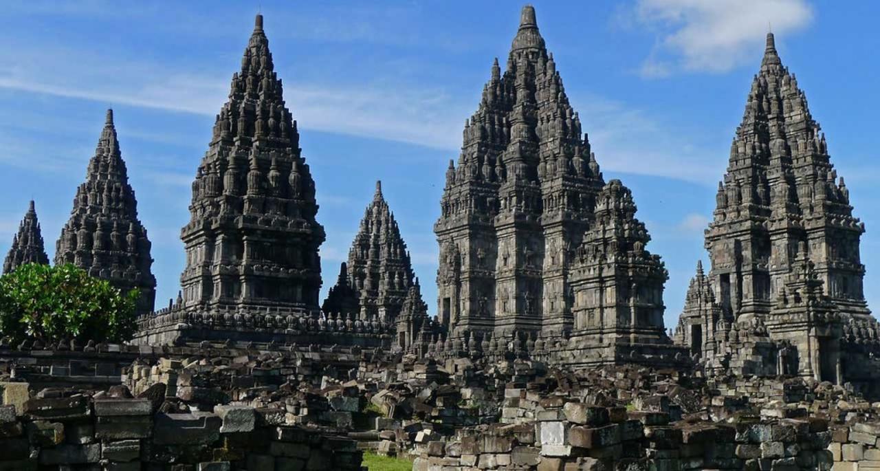 La Javanaise Home Stay Malioboro ジョグジャカルタ エクステリア 写真