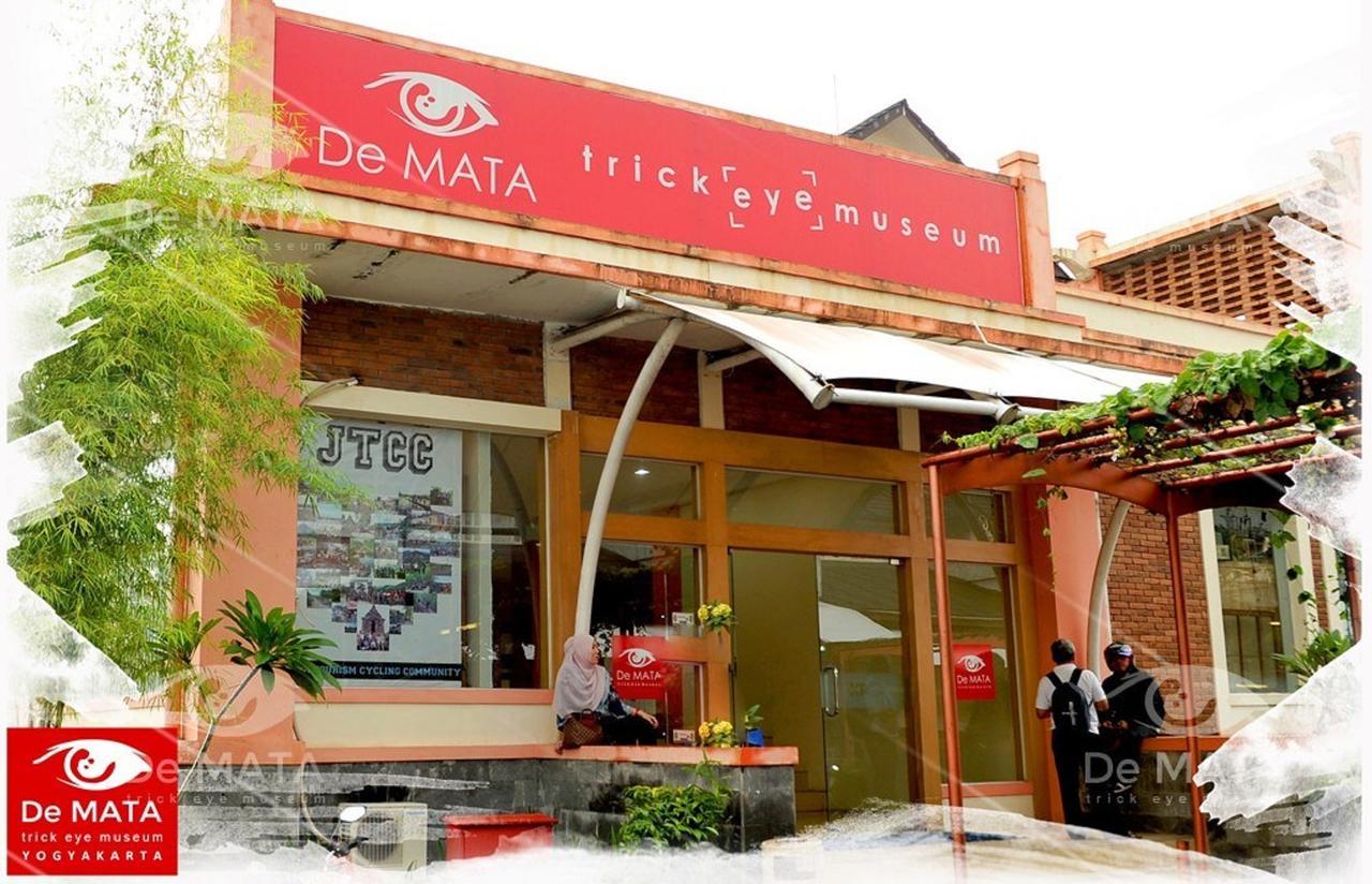 La Javanaise Home Stay Malioboro ジョグジャカルタ エクステリア 写真